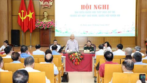 Tổng Bí thư Nguyễn Phú Trọng với lực lượng vũ trang Thủ đô