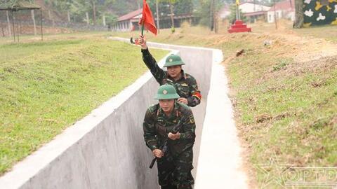 Trung đoàn Bộ binh 692: Kiểm tra các nội dung tháng đầu huấn luyện cho chiến sĩ mới